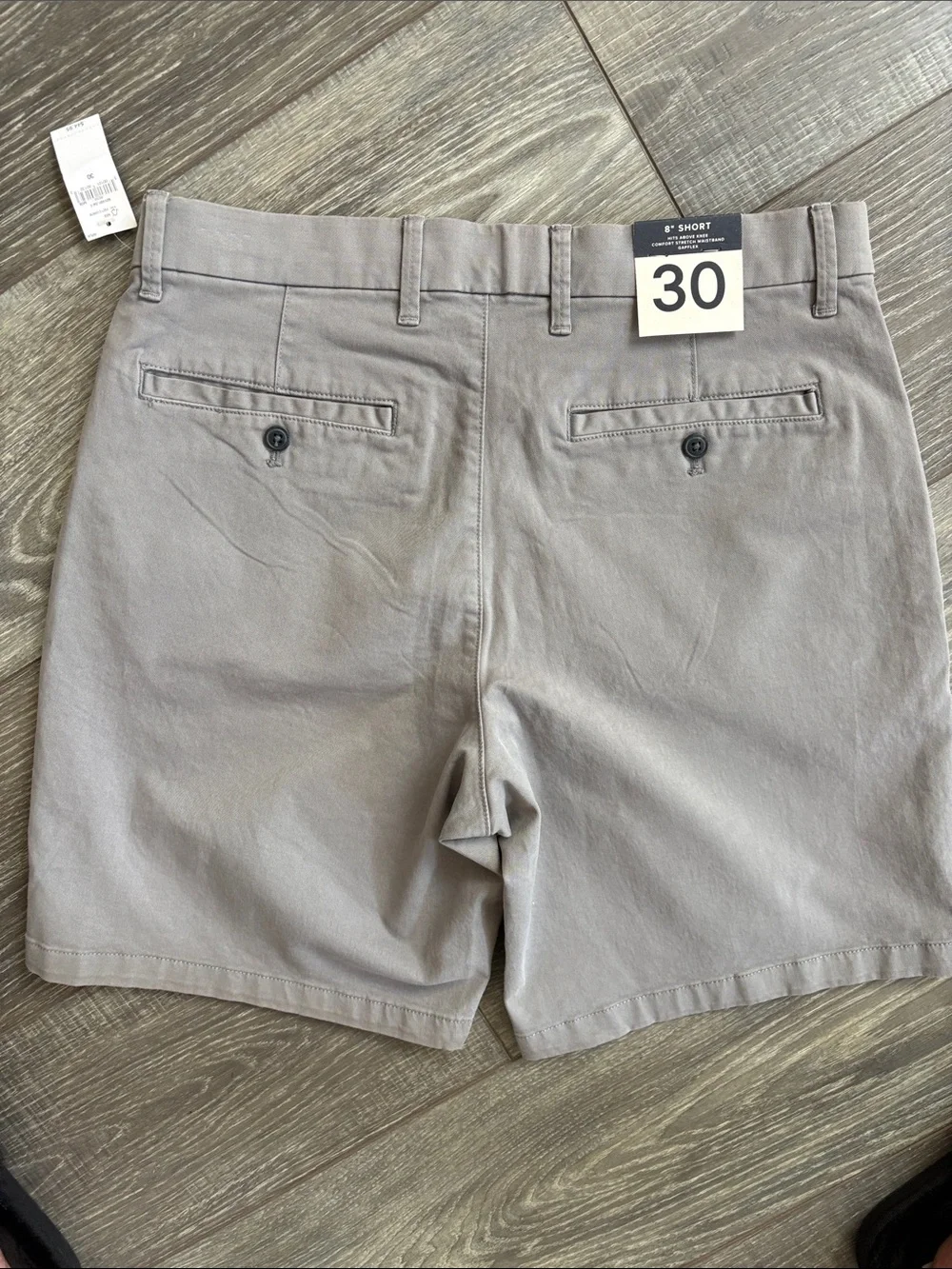 GAP Men's Flat-Front Chino Shorts